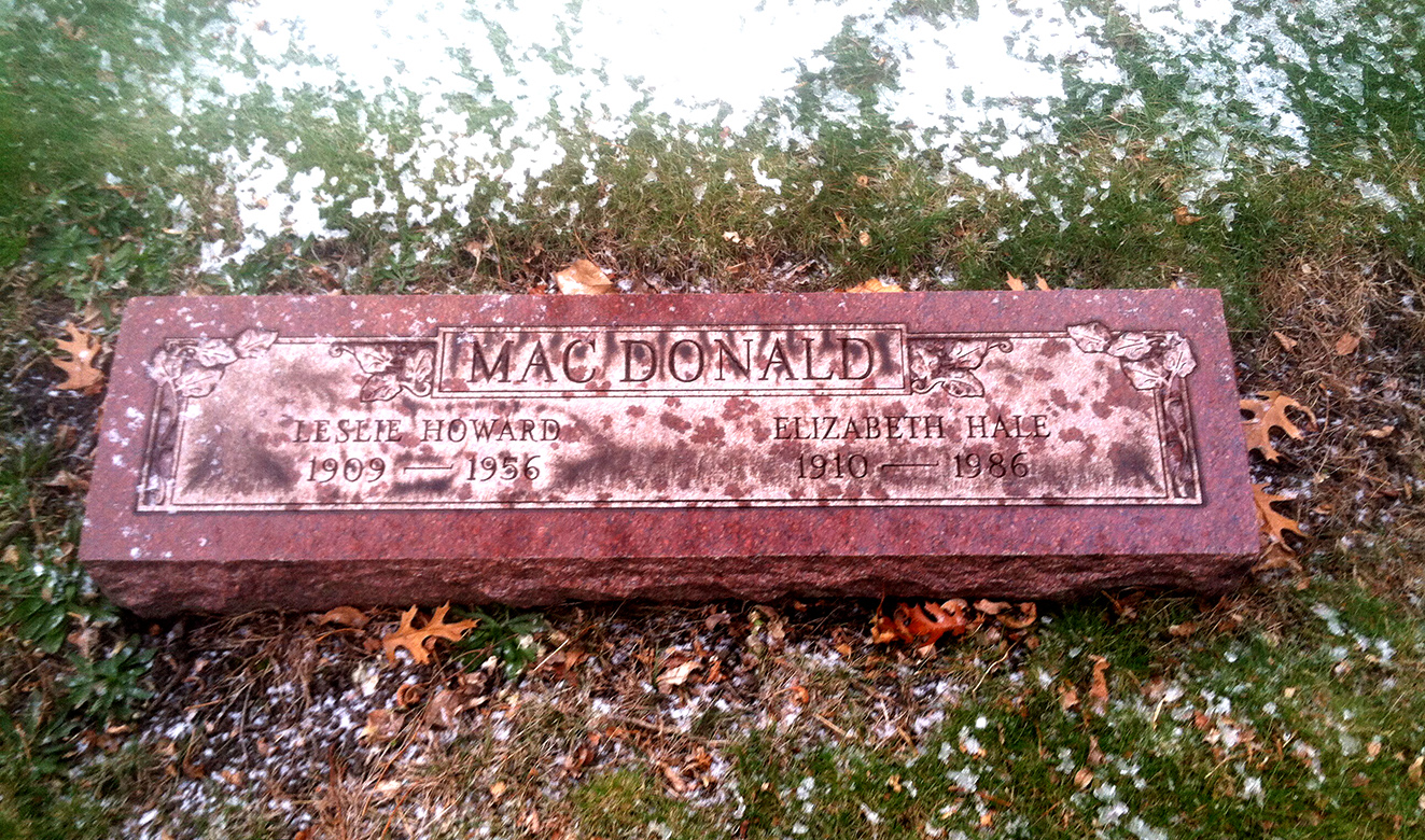 Photo of headstones/Leslie Howard MacDoanld d1956 hdstn Chicago Oak Woods cem IL